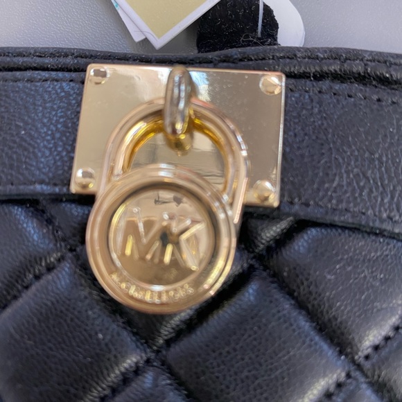 Michael Kors Tech Leather Gloves with Gold Charm - Picture 4 of 10